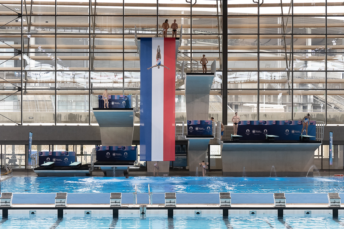 Saint-Denis Olympic Aquatic Center.